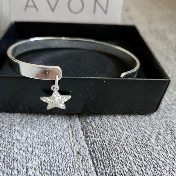 Avon Silvertone My Truth Star Charm Bracelet Vintage 2015 NIB‎ - Picture 3 of 7